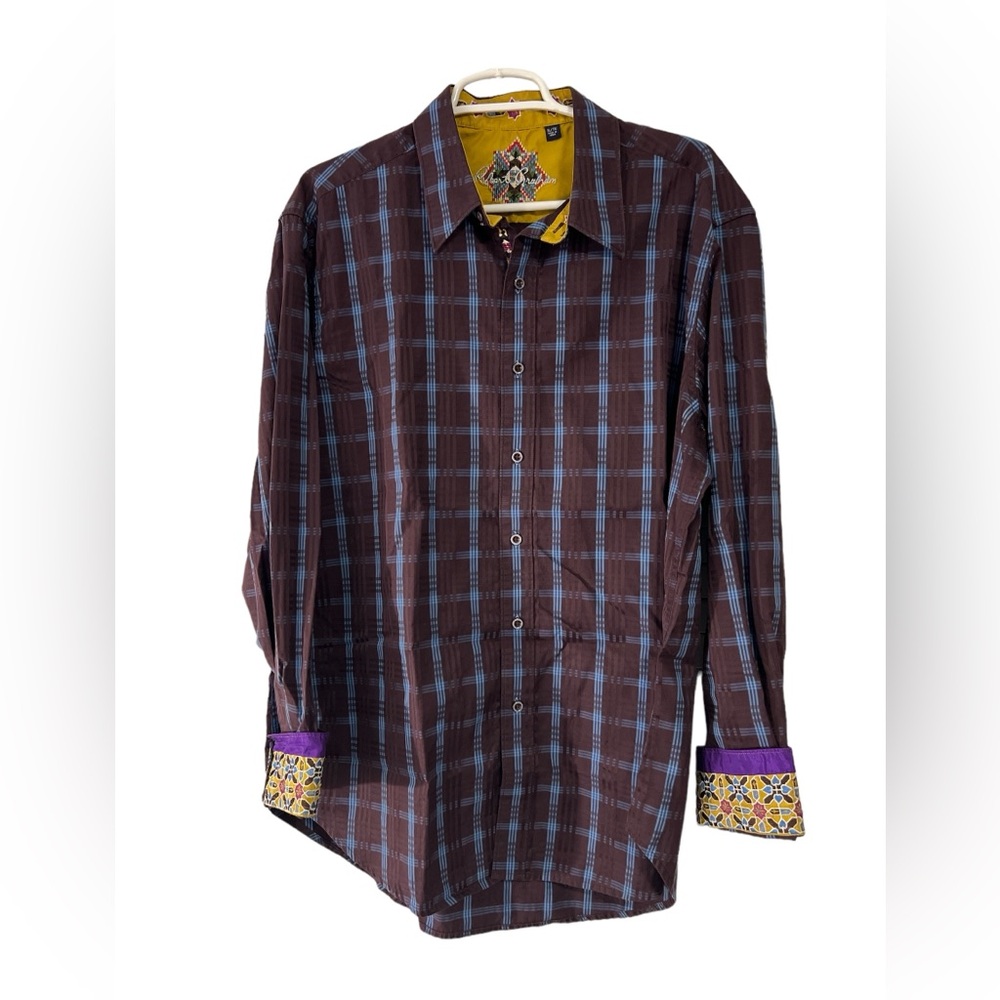 Robert Graham Men’s long sleeve shirt with flip cuffs. Excellent condition. XL